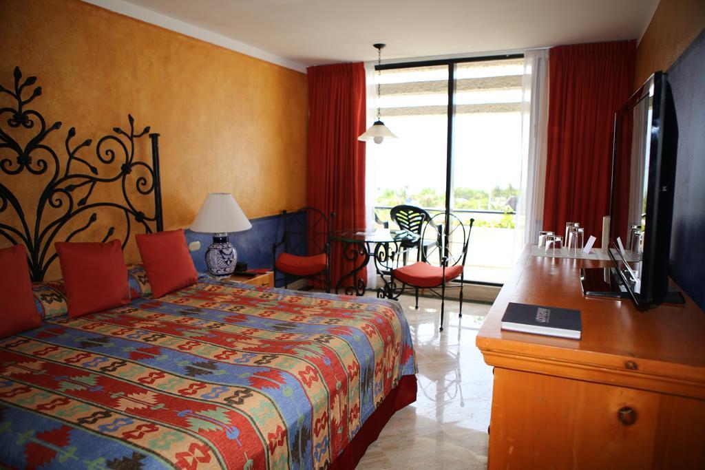 Oasis Cancun Lite Bilik gambar